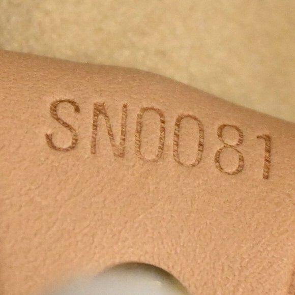 LOUIS VUITTON Logo Looping GM Shoulder Bag Monogram Leather Brown - Picture 2 of 15